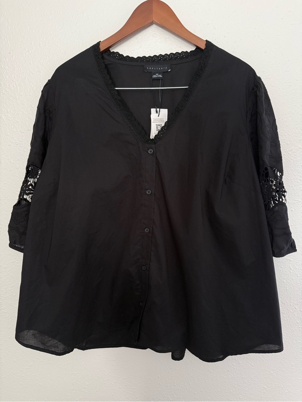 NWT Sanctuary Black Eyelet Lace Sleeve Button Front Blouse 3X